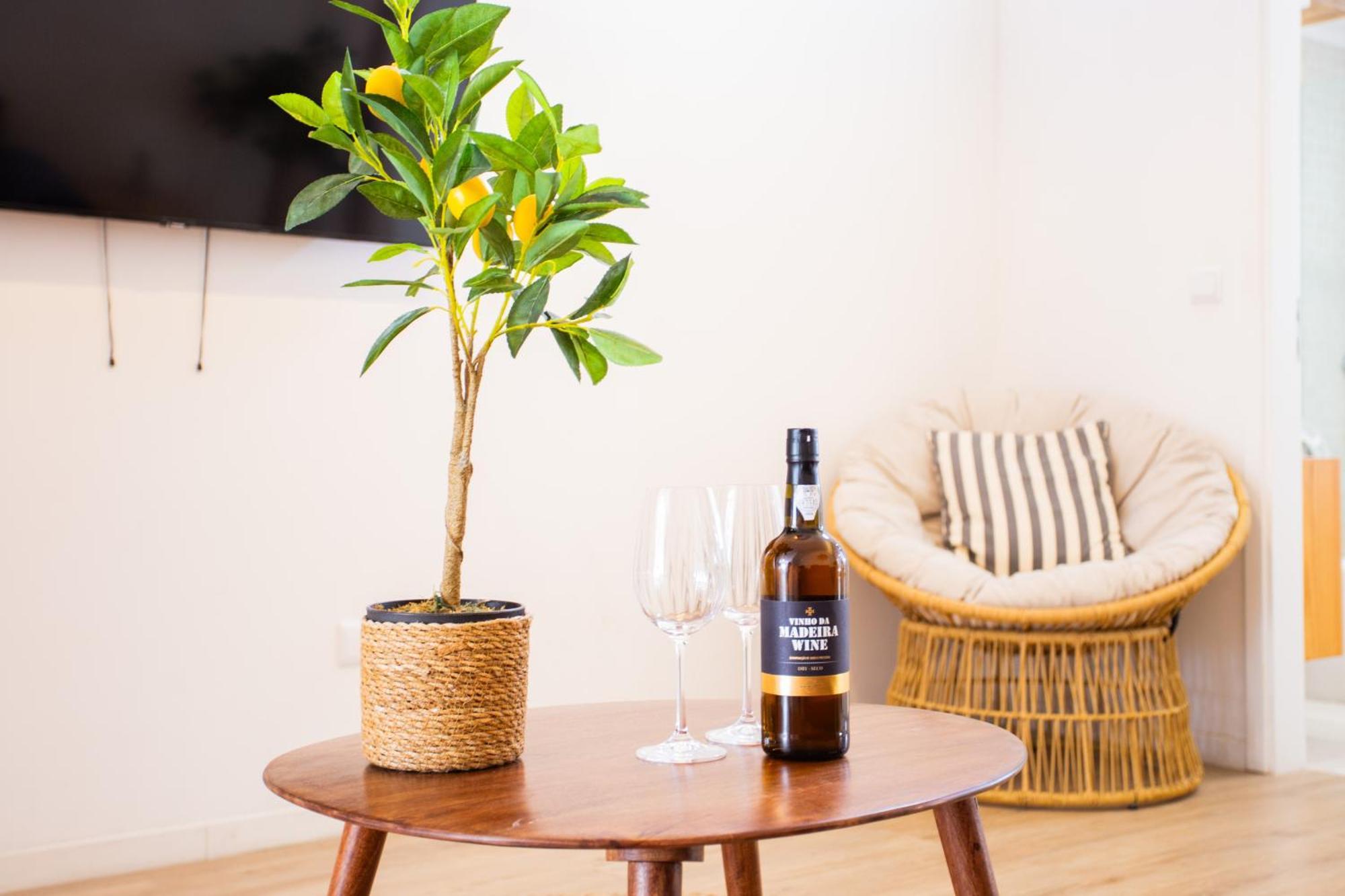Casa Lugos Apartment ฟุงชาล ภายนอก รูปภาพ